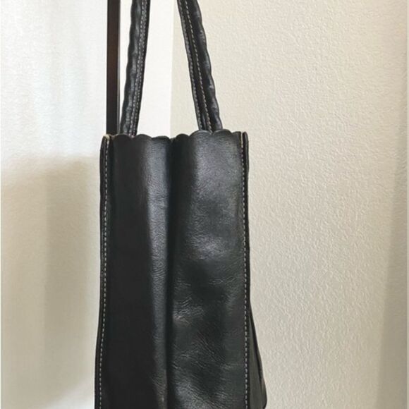 Patricia Nash Cavo tooled leather tote - Picture 8 of 15